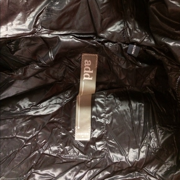 Coat - Picture 3 of 3
