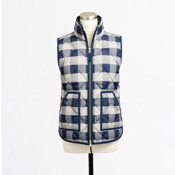 SOLD locally HOST PICK x 2! J Crew puffer vest - Picture 4 of 4