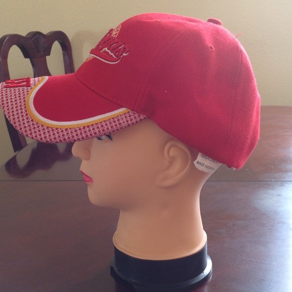 Adult cap - Picture 3 of 3