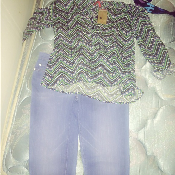 Girl clothes - Picture 4 of 4