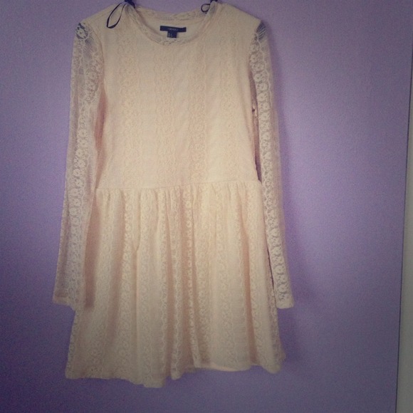 Dresses & Skirts - Long sleeve dress. Cream color. Lace sleeves