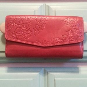 Fossil wallet/clutch, never been used!