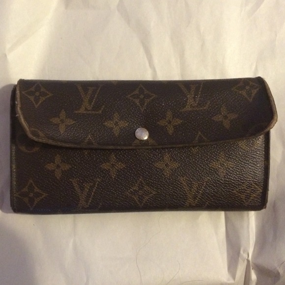 LV wallet