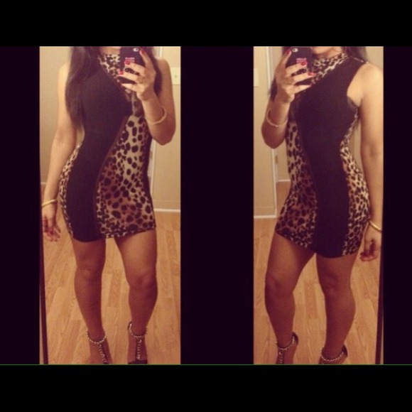 Dress - Picture 2 of 3