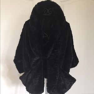 Black Elegant Faux Fur Coat