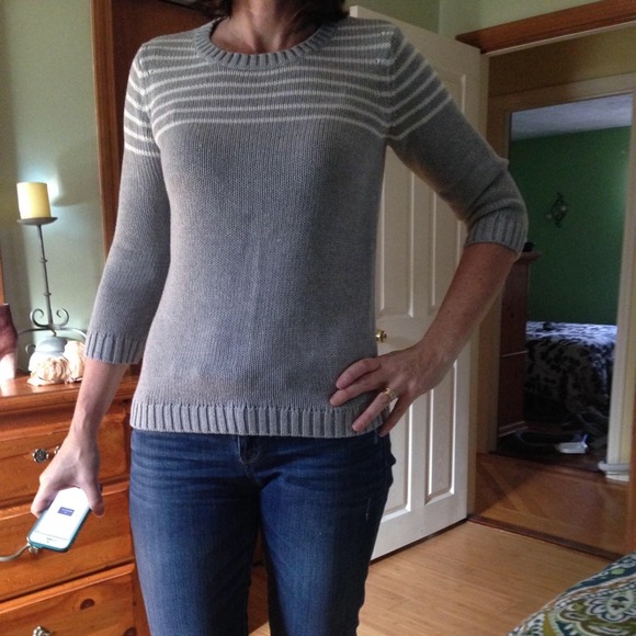 BUNDLED for Adrienne 2513 sweater by LOFT - Picture 4 of 4