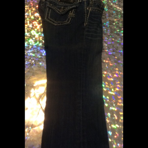 Girls Miss Me capris.