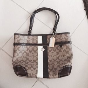 Authentic coach purse