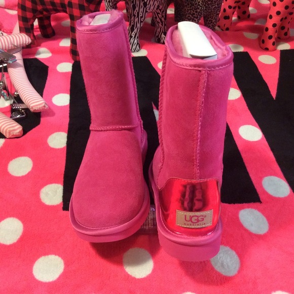 2 pair of New UGGs Pink and Teal
