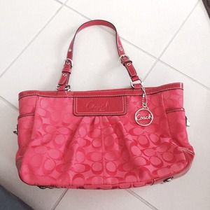 Authentic coach bag *NEVER BEEN USED*