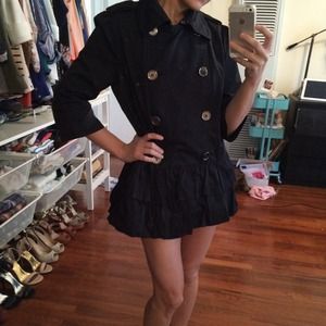 Luii black raincoat with pleated skirt