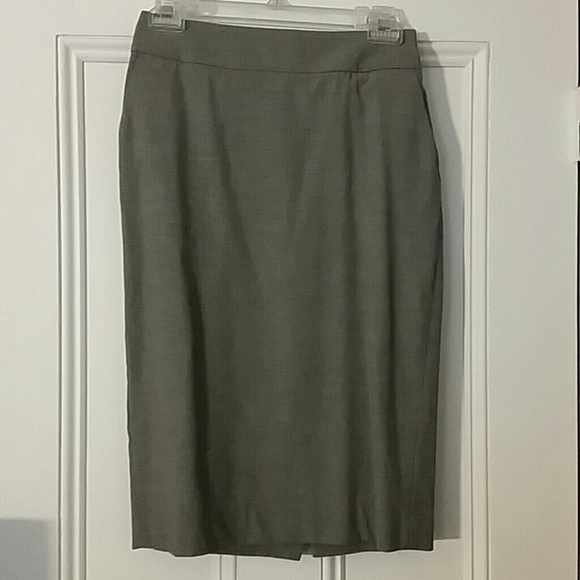 Tailored Pencil Skirt