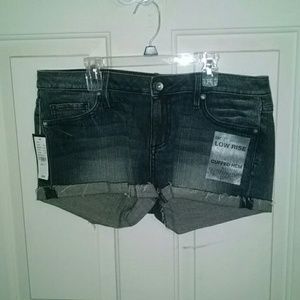 🔥PRICE DROP🔥 Bullhead Denim Shorts