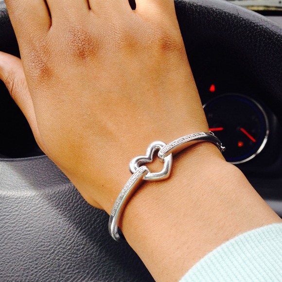 .925 Sterling Silver heart bracelet. Vintage. - Picture 2 of 3