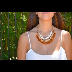 Edge Bead Necklace Set