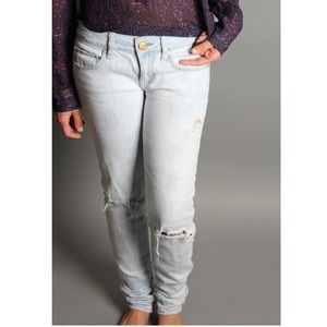 Final reduction 🌻American eagle bluejeans💕