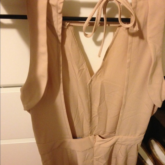 Blush Jumper - Picture 3 of 3