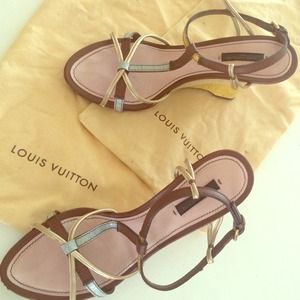 Authentic Louis Vuitton wedges!