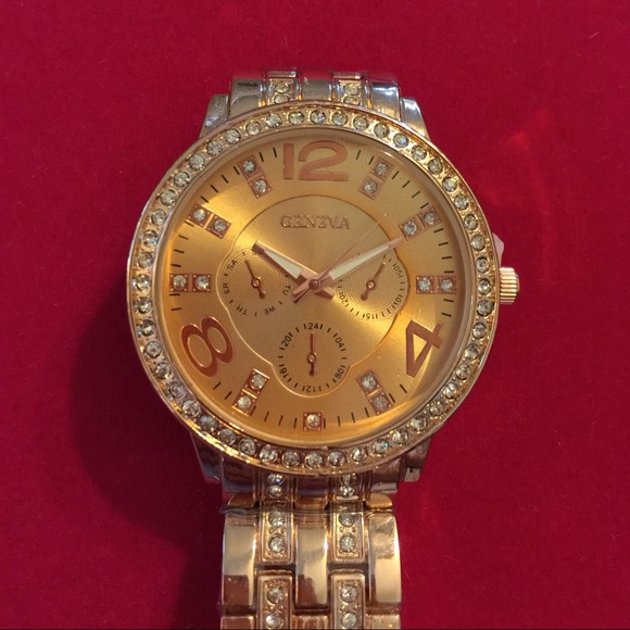 Rose gold boyfriend watch