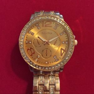 Rose gold boyfriend watch