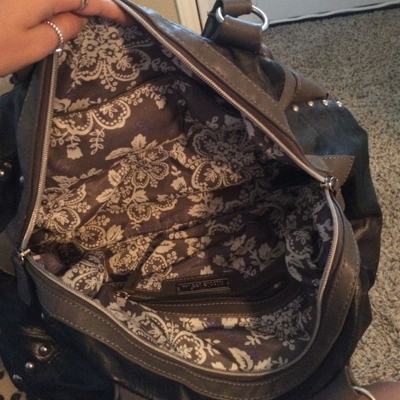 Beautiful Handbag - Picture 3 of 3