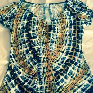 Cute shirt size M NWT