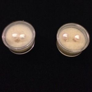 Two pairs of faux 6mm Pearl pierced earrings