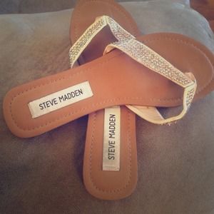 Steve Madden sandals size 6