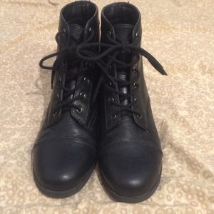 Short top boots. Worn once!