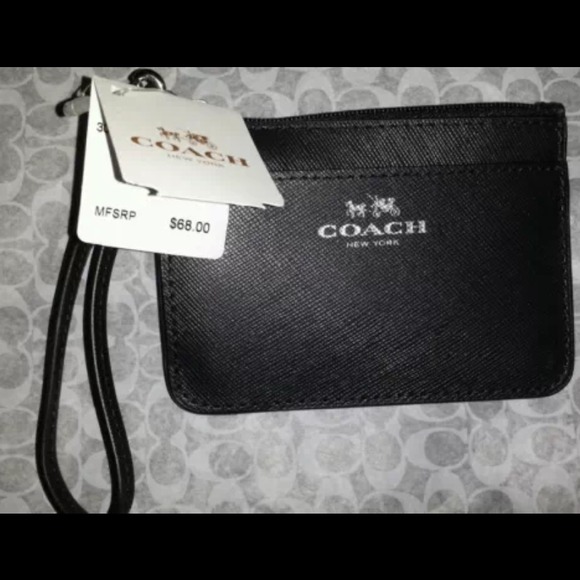 SOLD!NWT Coach Darcy leather ID Wristlet coin