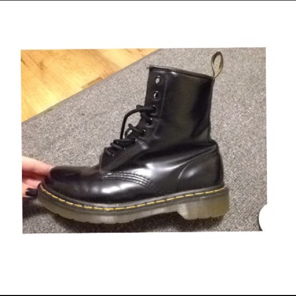 Black dr martens