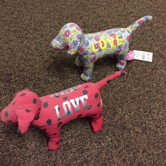 ❌SOLD❌ VS Pink Dogs