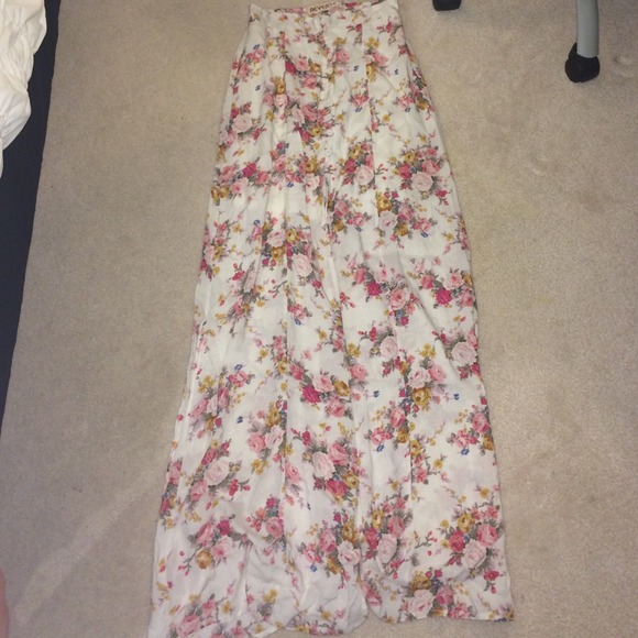 Floral maxi skirt