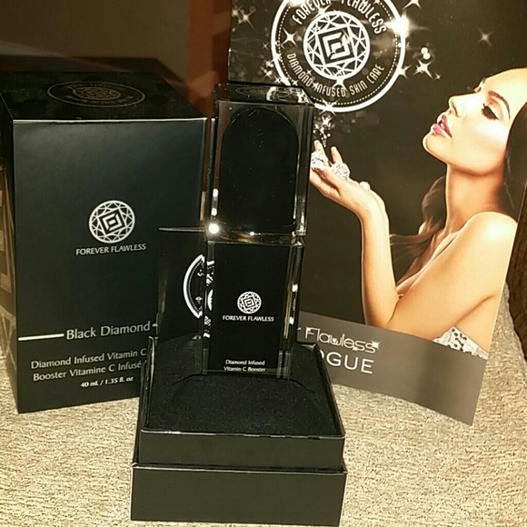 BRAND NEW... NEVER USE..Infused Vitamin C Booster