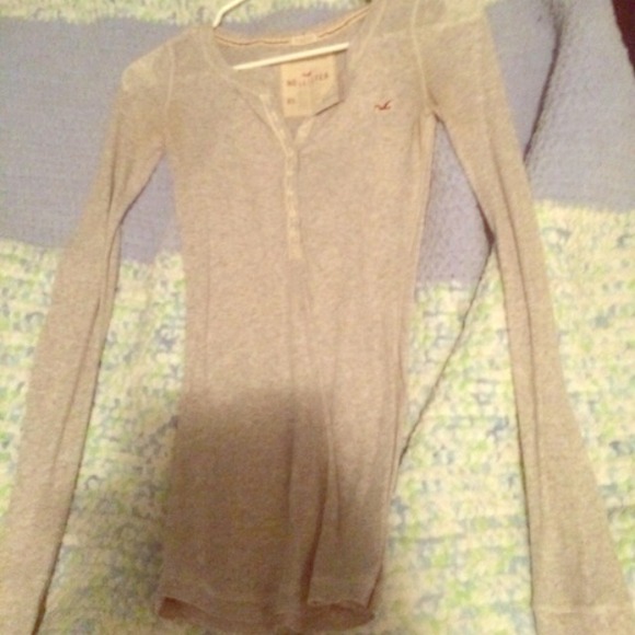 Hollister shirt!