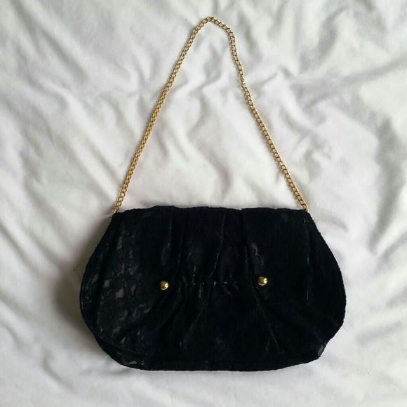 ▪ new ▪ black lace clutch
