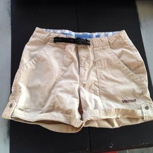 Super cute Marmot shorts