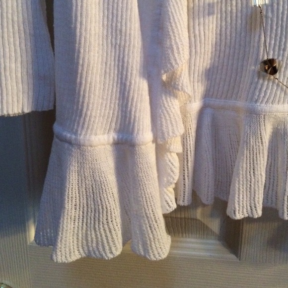 White Light & Airy Ruffle Sweater - Picture 2 of 3