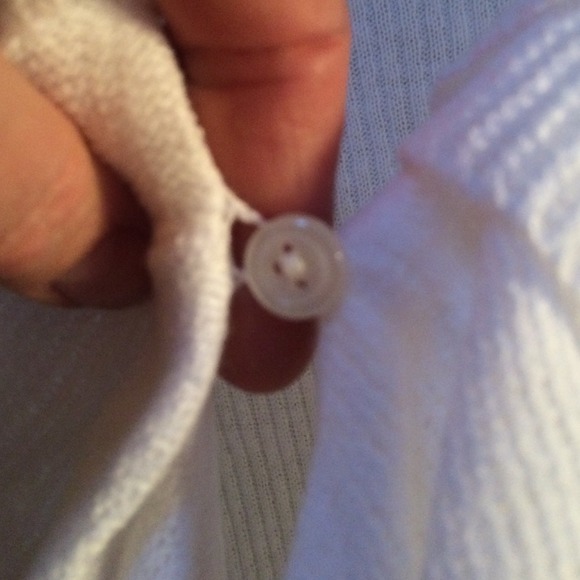 White Light & Airy Ruffle Sweater - Picture 3 of 3