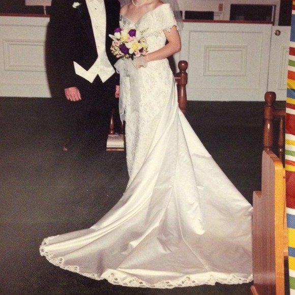 Vintage Beaded wedding dress - Picture 4 of 4