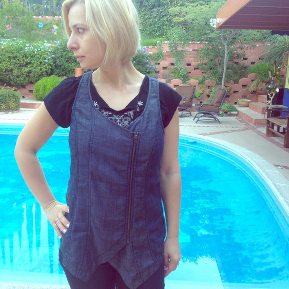 - XCVI DENIM JACKET BRAND NEW