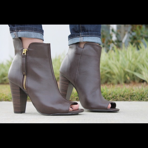 Leather Booties - SIZE 7.5