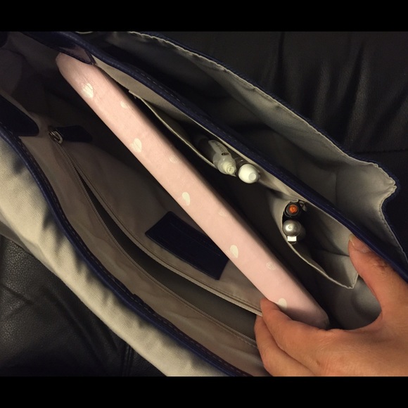 Coach monogram messenger bag. - Picture 4 of 4