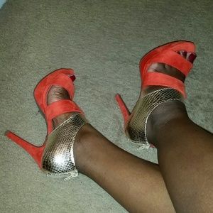 Orange and gold heals