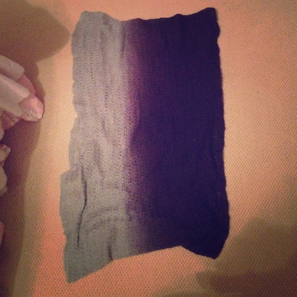 Knit blue/grey ombre infinity scarf