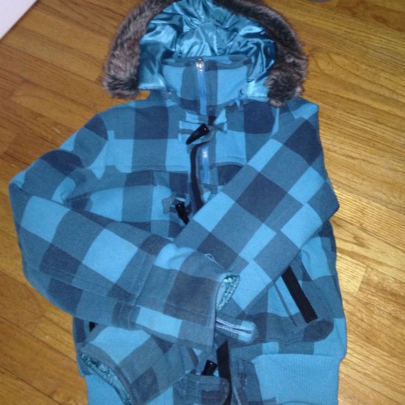 Blue-checkered winter coat - Picture 1 of 4