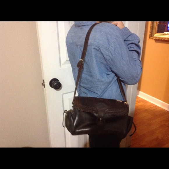 Authentic Leather Bag Sold in bundle***
