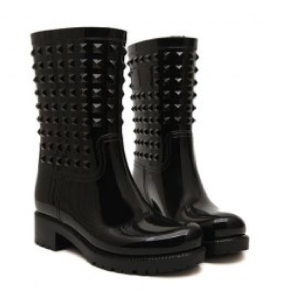 Rain boot