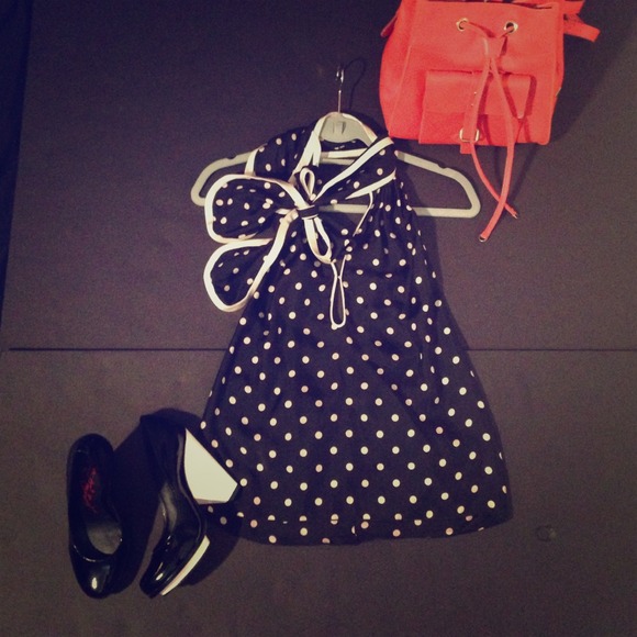 Marc Jacobs Tops - Marc Jacobs navy poker doc blouse,SILK!