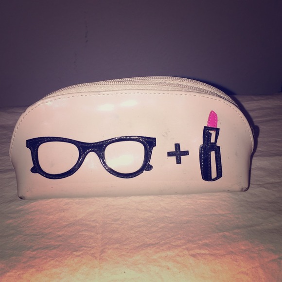 LOLO sunglass+lipstick case